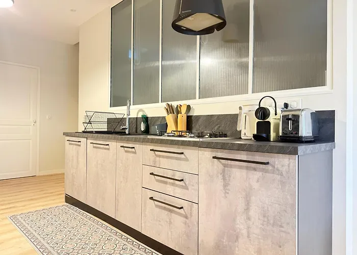 La Parenthese Verte - Jardin & Parking